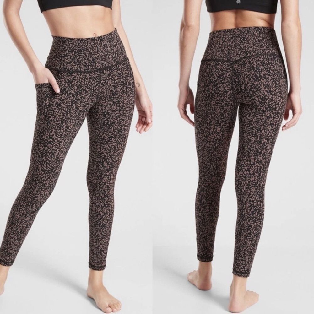Athleta Salutation Stash Pocket Gravel Tight Leggings. Size XXS.